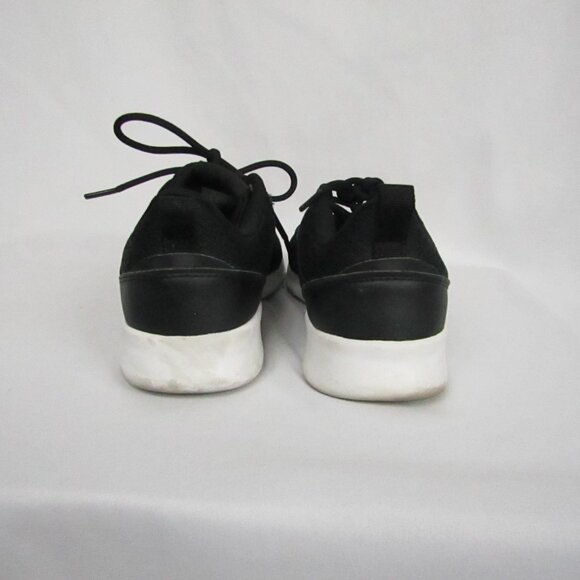 Women's Adidas Size 7.5 Tiger Stripe Walking Shoes - Picture 3 of 5